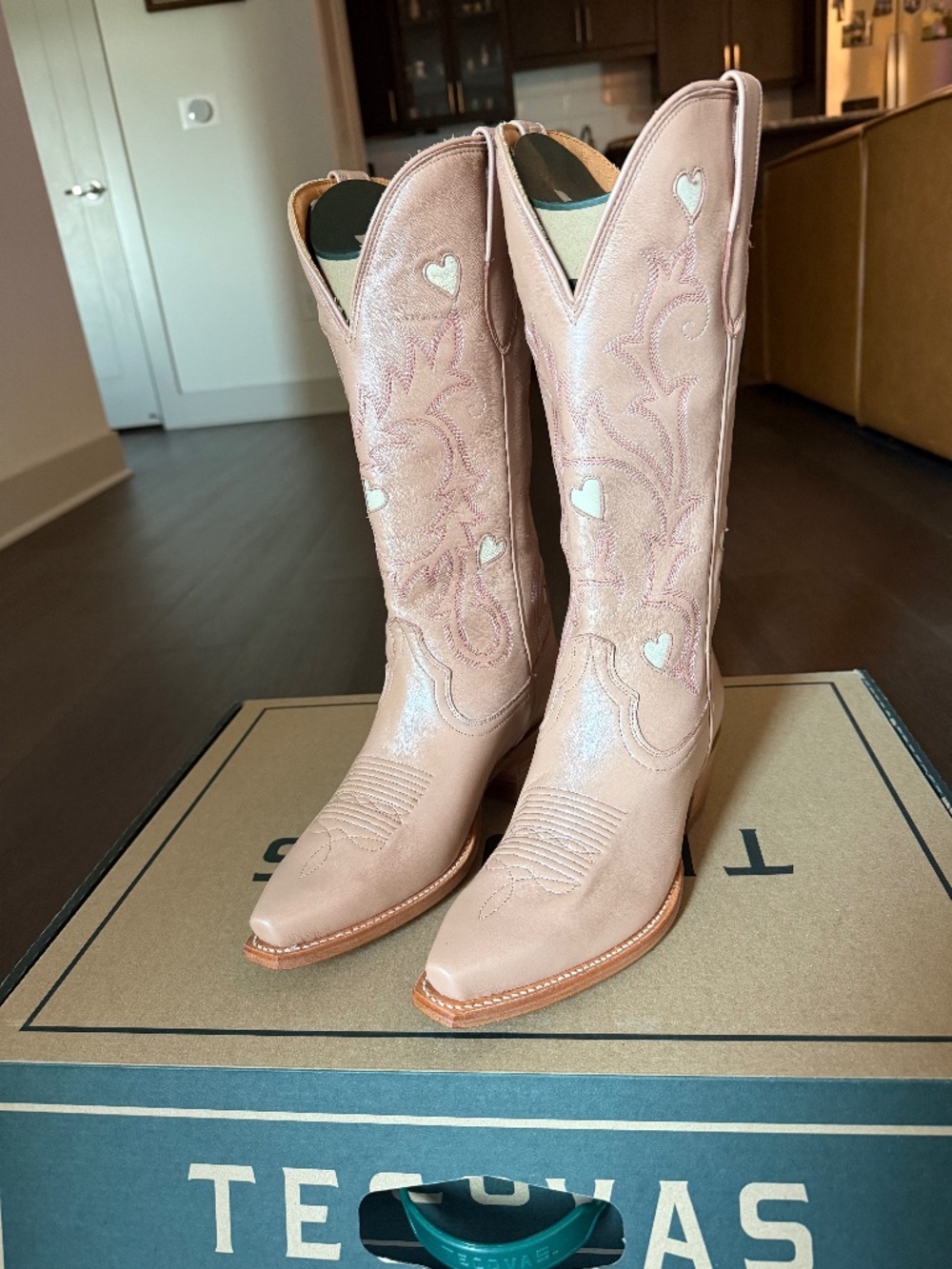 Tecovas Annie Heart Boots